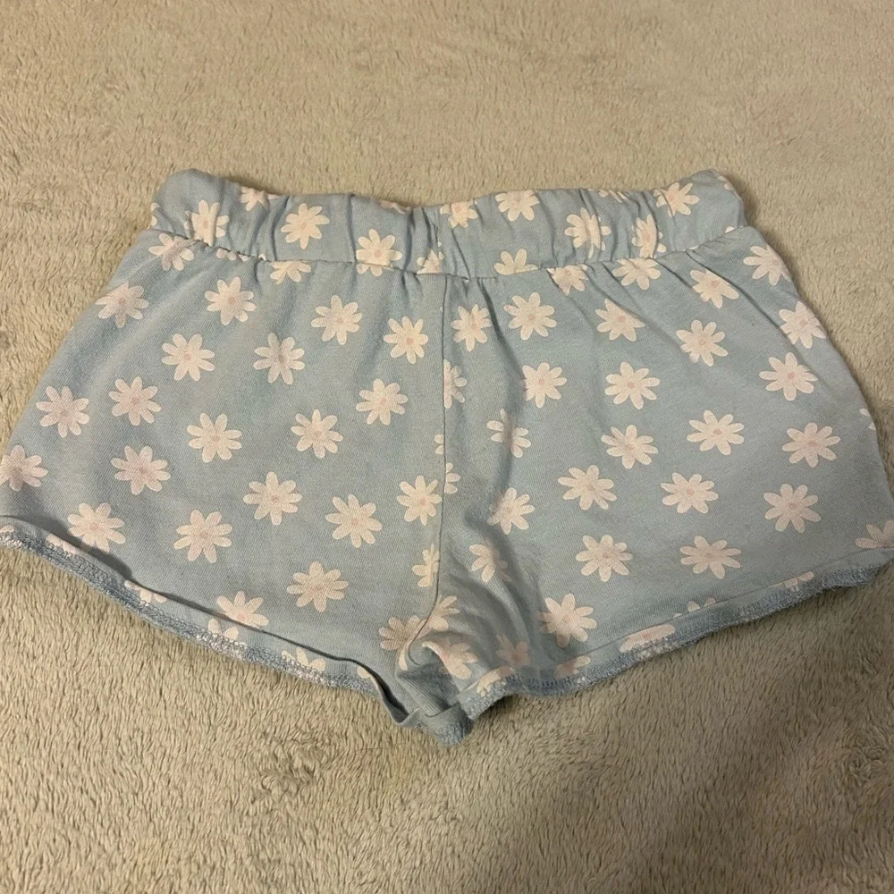 Lot of 3 Old Navy Dolphin-Hem Cheer Shorts - Picture 3 of 11